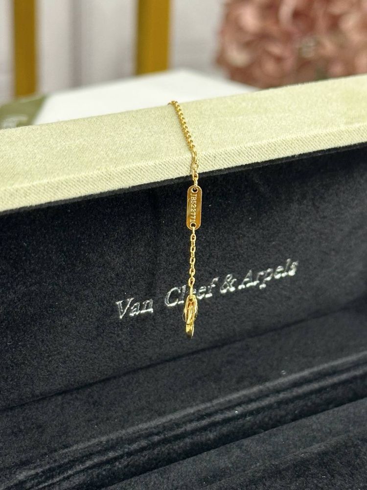 Браслет Van Cleef