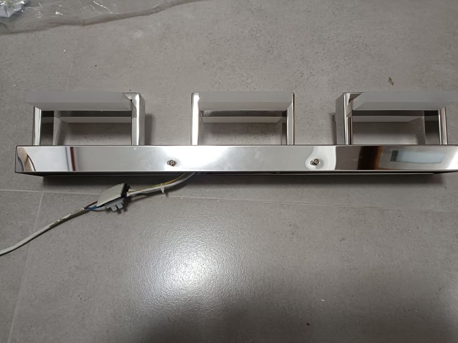 Lampa sufitowa/ ścienna LED 7230-3T