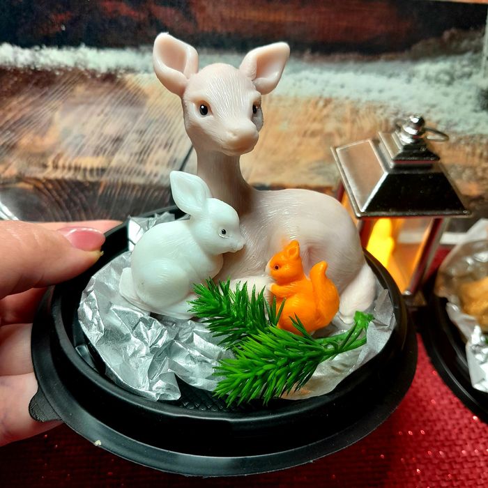 Мило,букети новорічні.коні мандарини