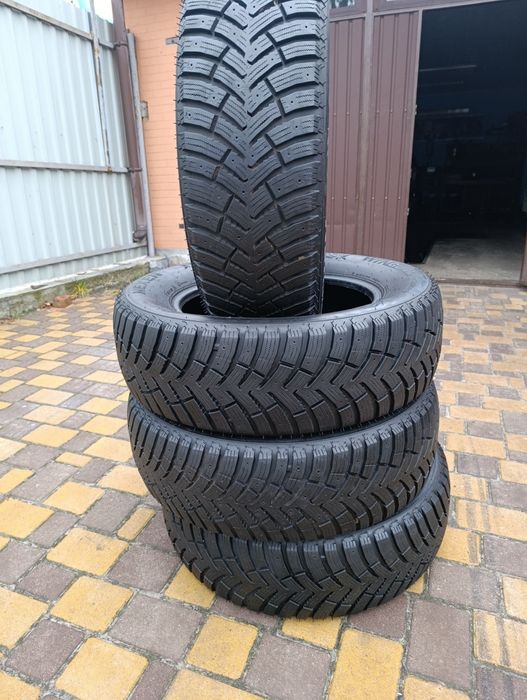Продам шини Nexen 225/65 R17 з пробігом 300 км. 2023 року