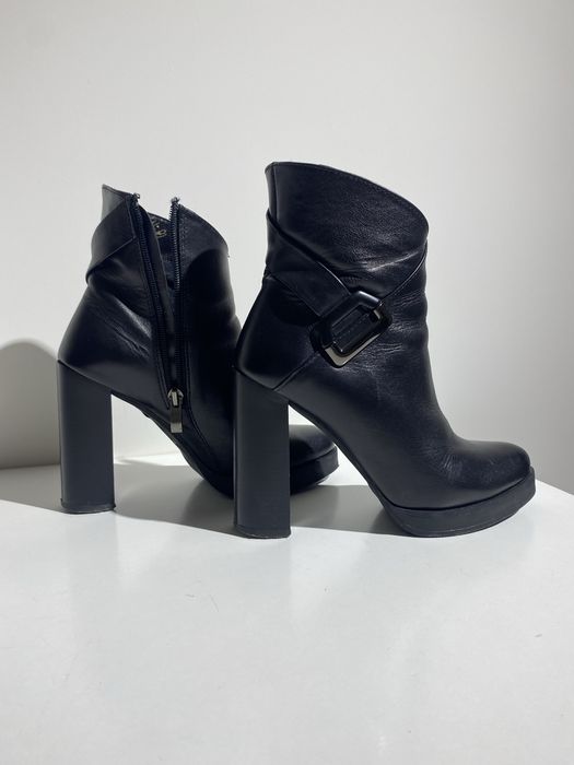 Продам черевички в ідеальному стані