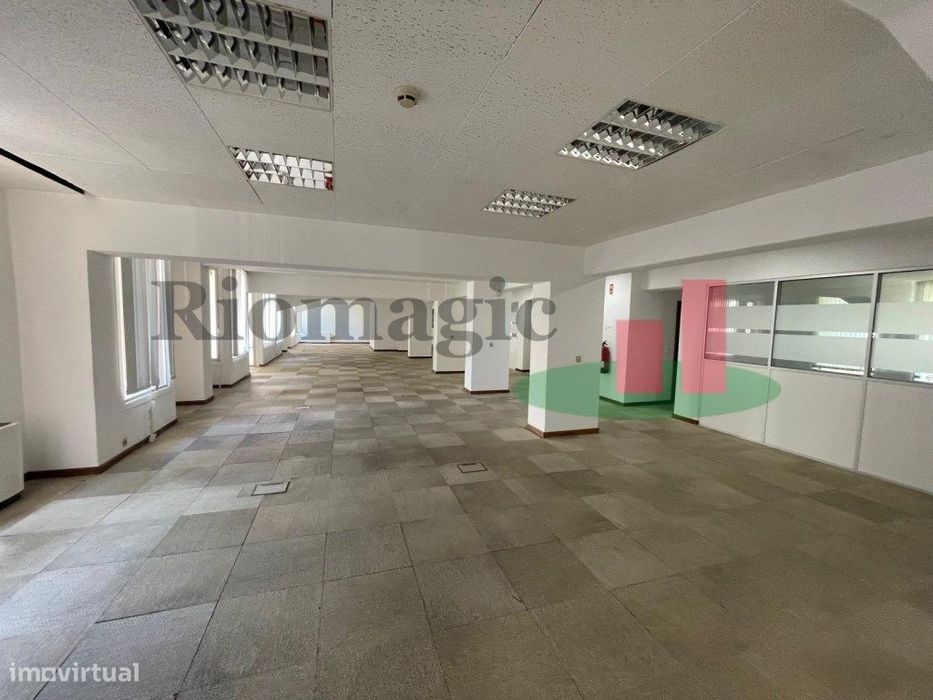 Escritórios - Avenidas Novas