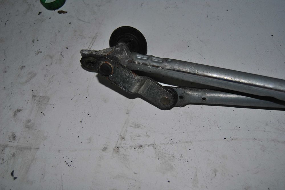 Mechanizm wycieraczek Astra J 2011r