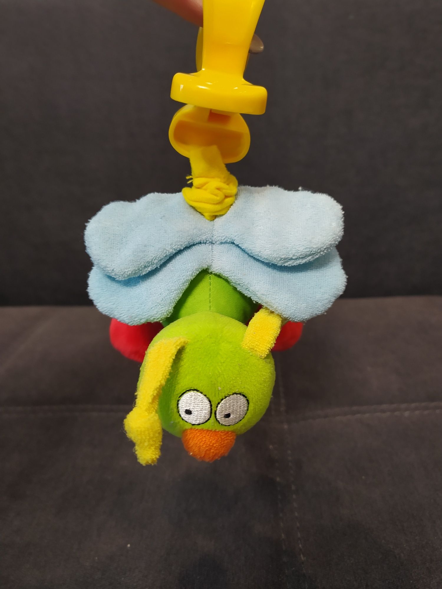 Іграшка - підвіска у коляску
