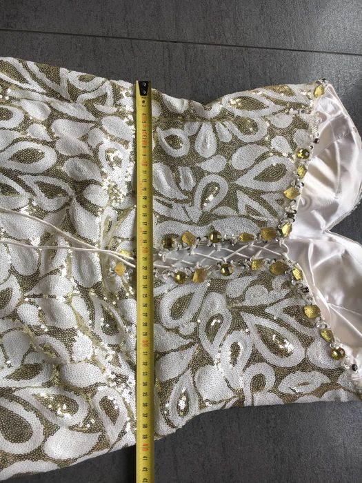 Suknia długa, wieczorowa, cekiny biało-złote, 38/40; używana