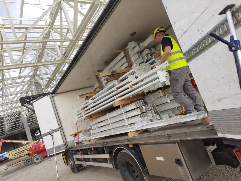 Współpraca//Mobilny serwis