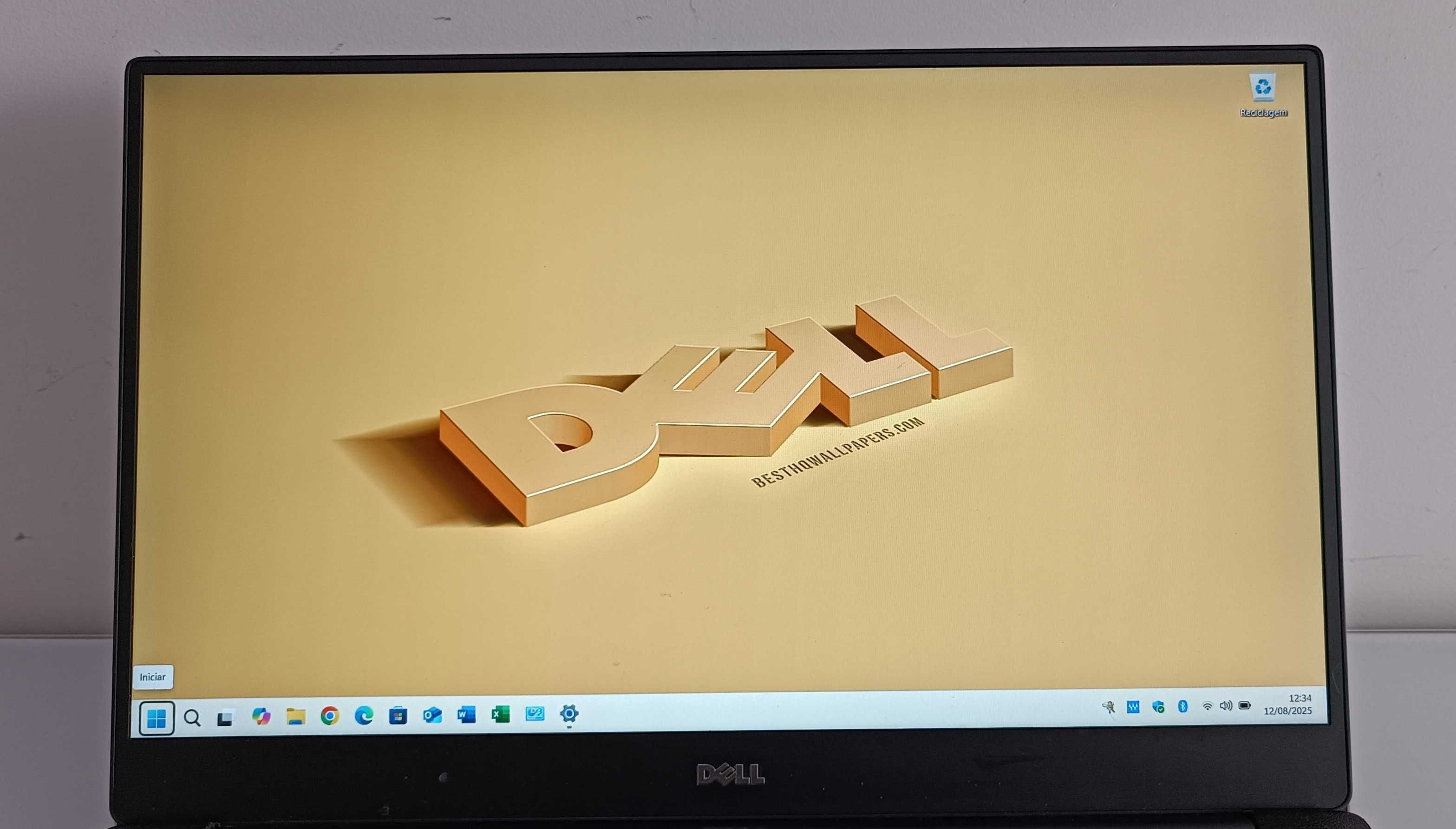 Dell Precision 15 5520/Ecrã 15.6 FHD/NVIDIA 4GB/i5/NVME/24GB RAM