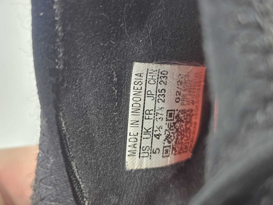 Adidas Predator Edge buty piłkarskie korki r. 37 1/3