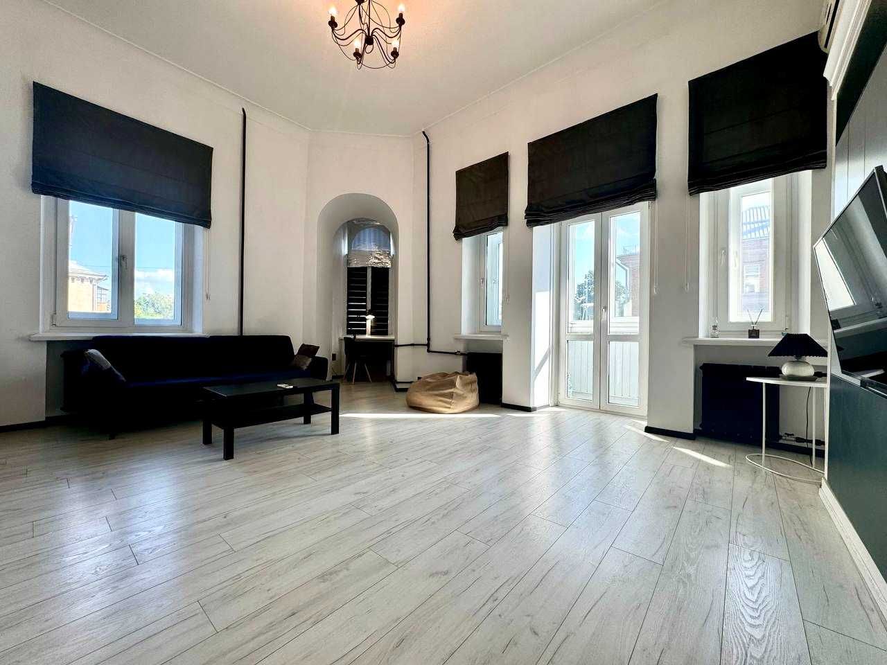 ApartPoltava СУЧАСНІ апартаменти з високою стелю. подобово\погодинно