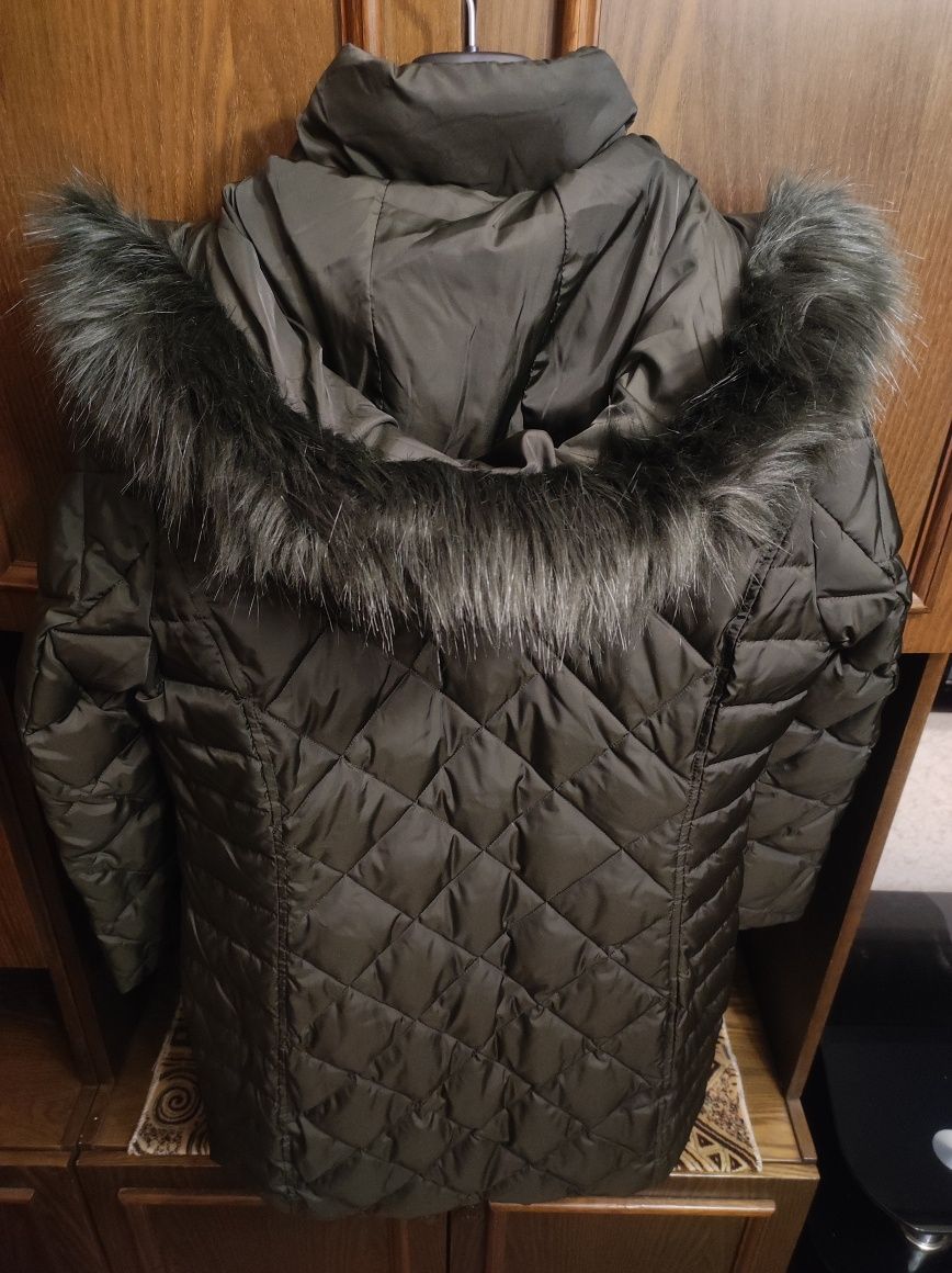 Зимова куртка Kenneth Cole.