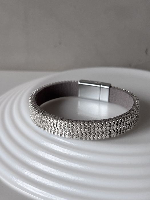 Piękna bransoletka subtelna i delikatna na swięta sylwestra