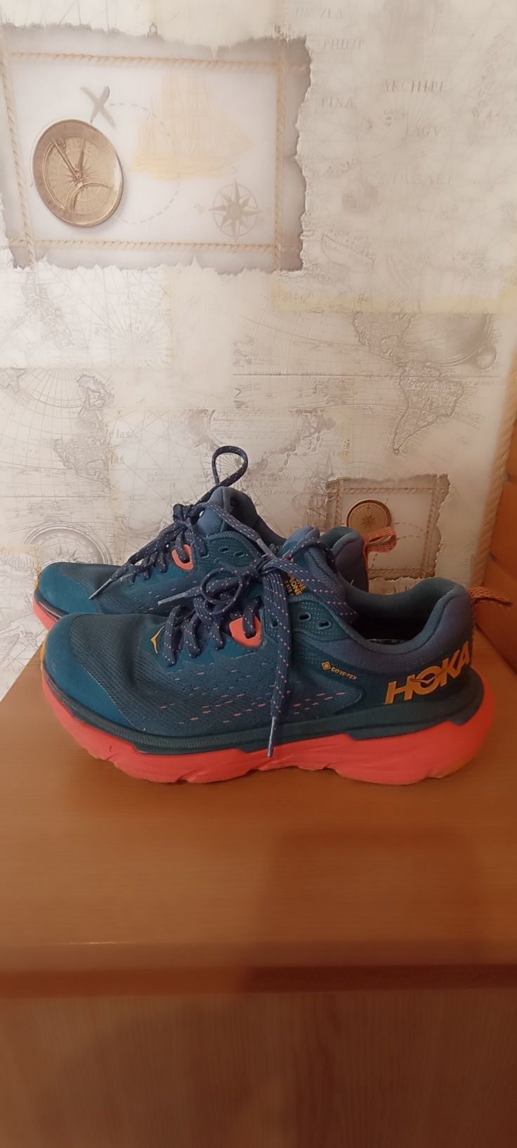 кросівки Hoka 37 Gore Tex