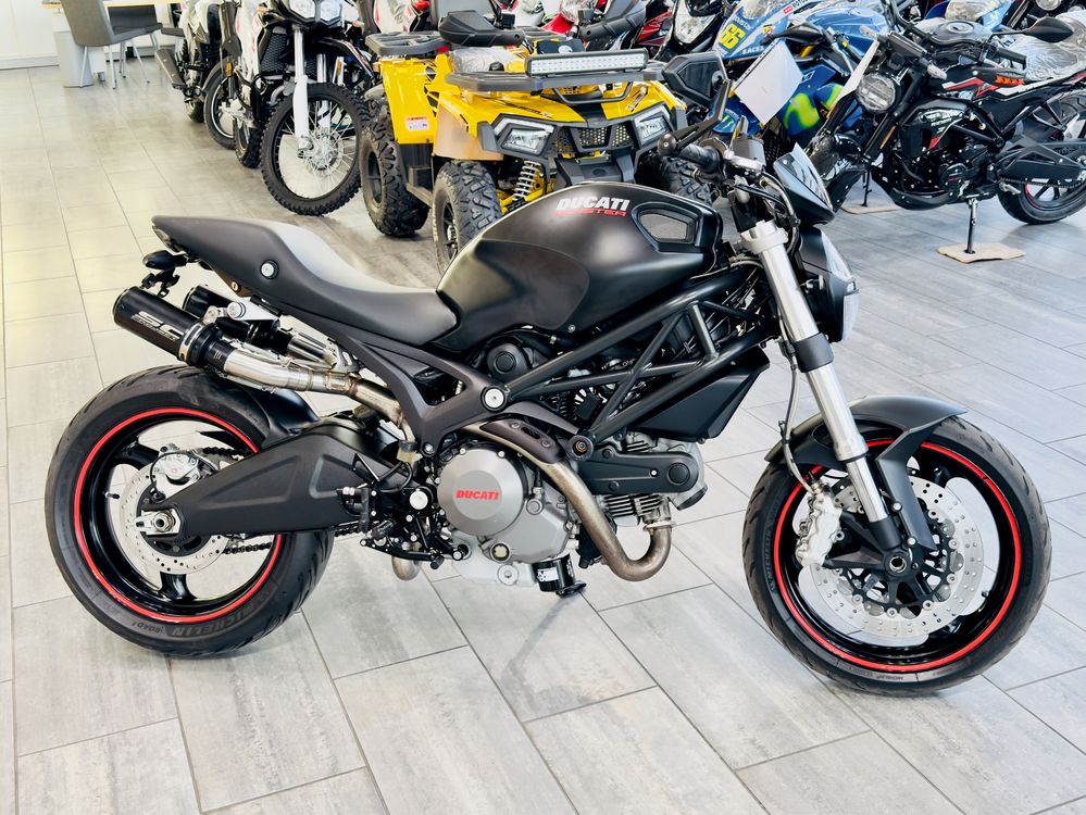 Ducati Monster 696 (SC Project) - Мотосалон
