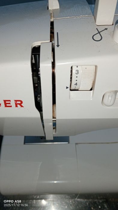 Maquina de costura Singer