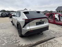 Toyota bz4x бампер передній бз4х розбор запчасть деталь купить
