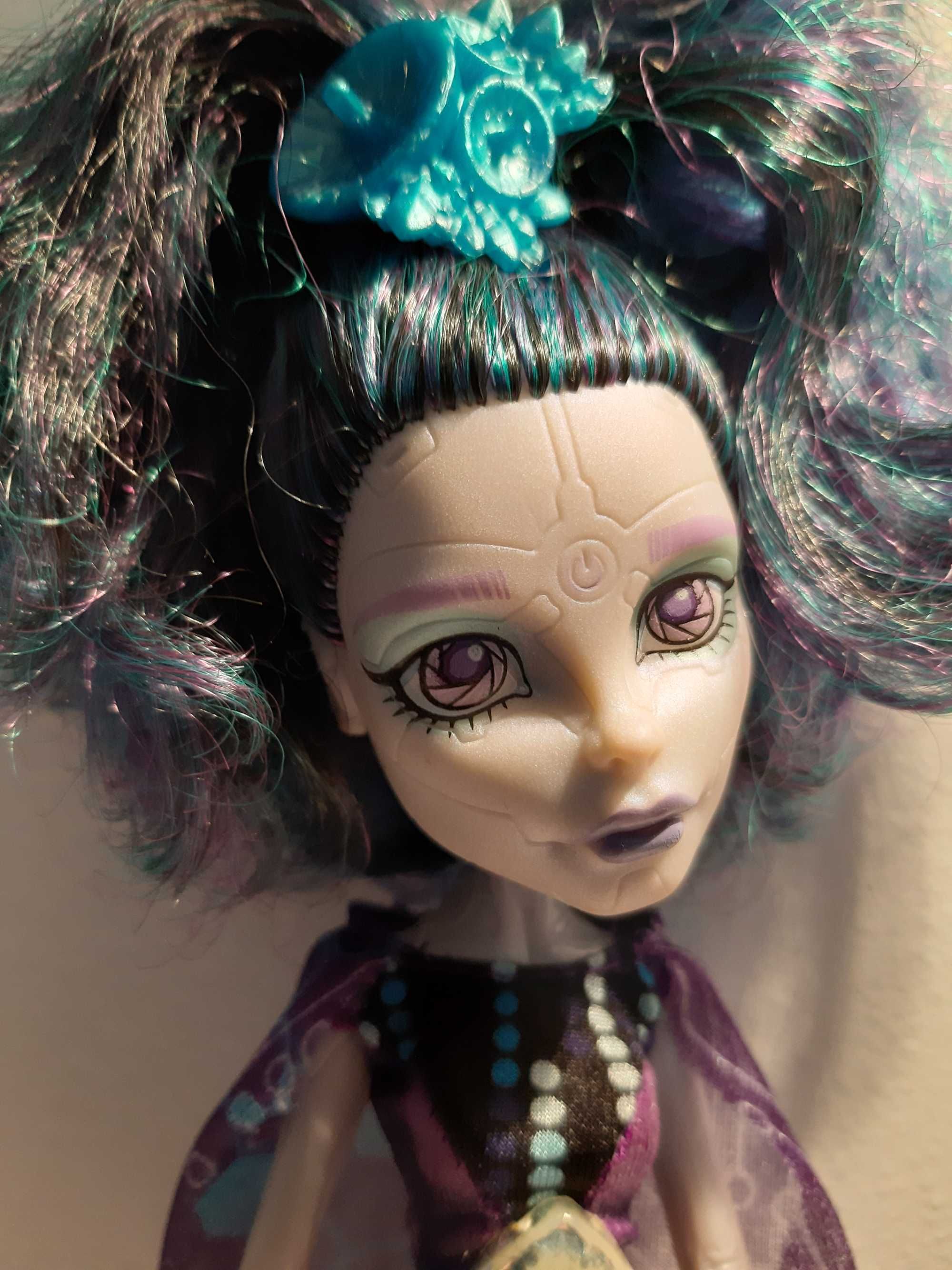 Lalka Monster High Ella Eedee