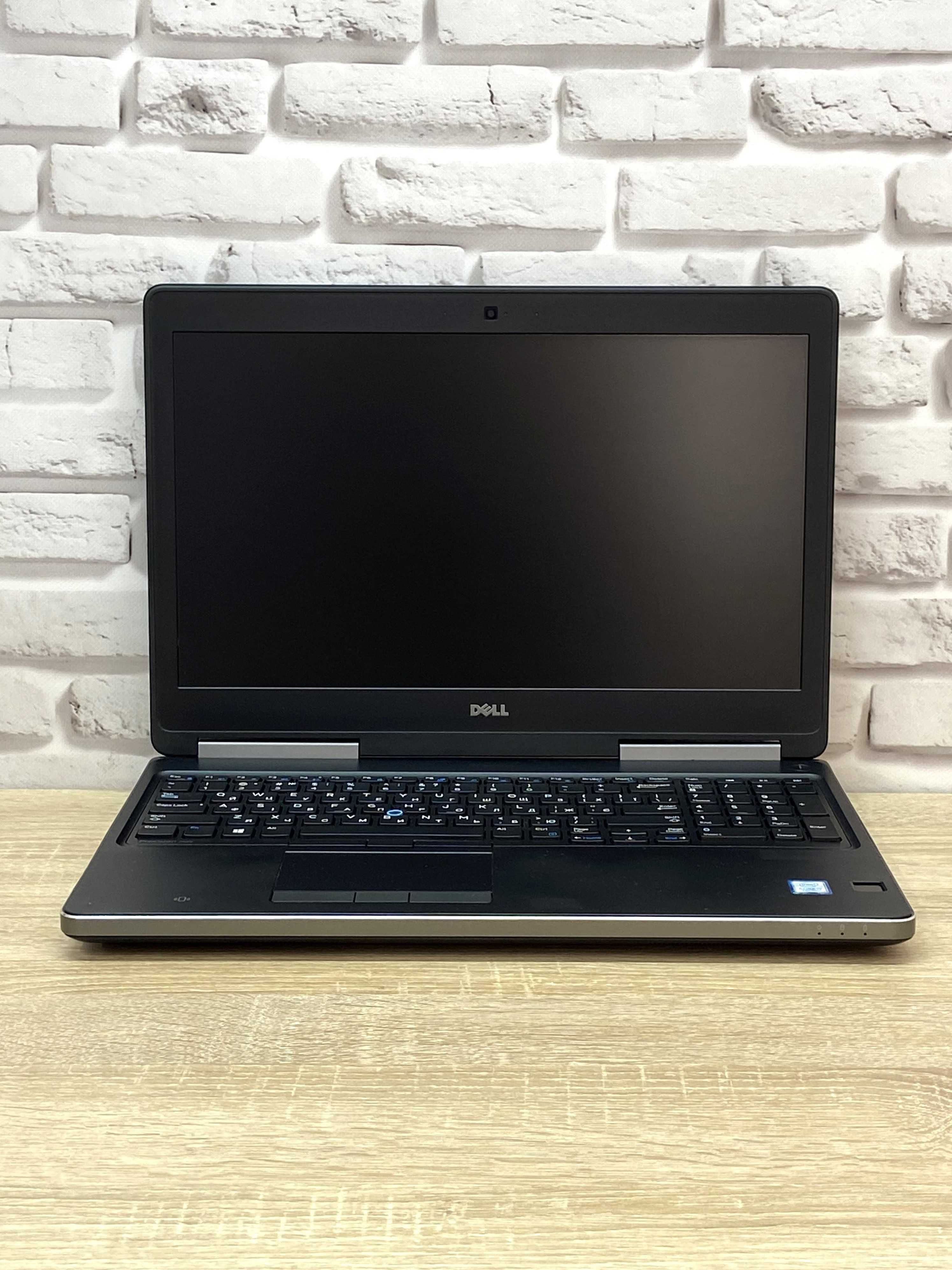 Dell Precision 7520|i7-7820 HQ|ram 16 GB|1 TB SSD|Quadro M1200 4gb|IPS