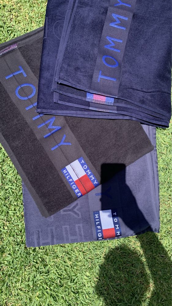 Duży ręcznik plażowy Tommy Hilfiger
