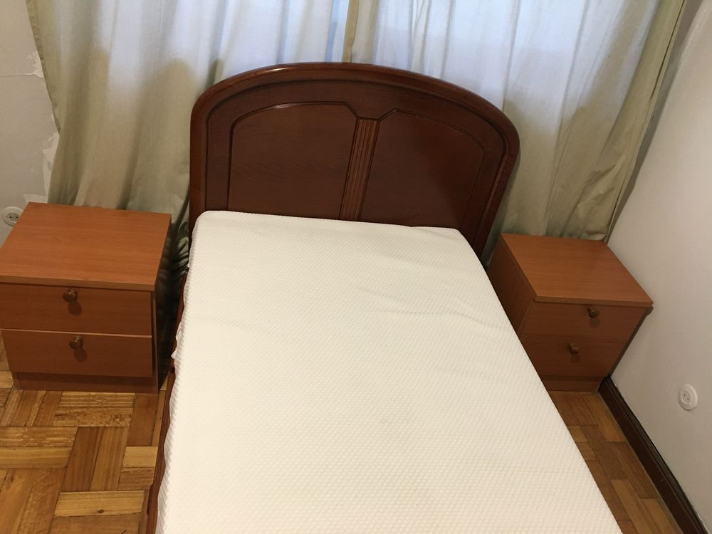 Vendo cama de solteiro