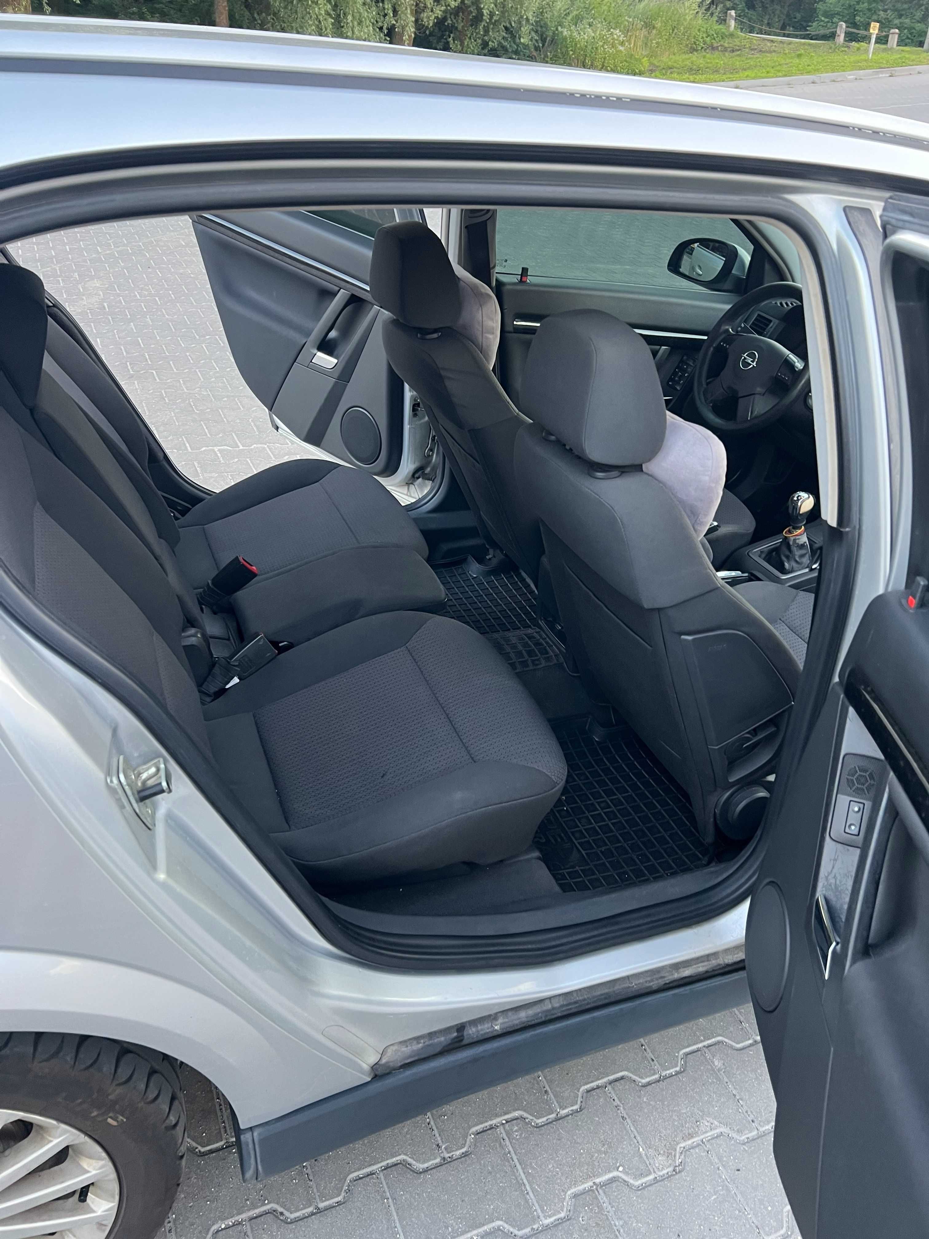 Продам Opel signum