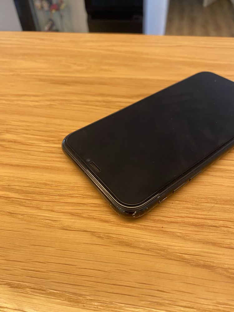 Iphone XR 128gb com vidro traseiro partido