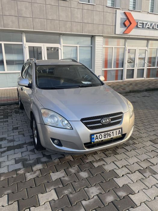 Kia ceed 2.0 CRDi