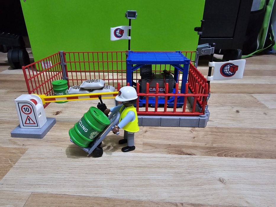 Skład towarów - playmobil