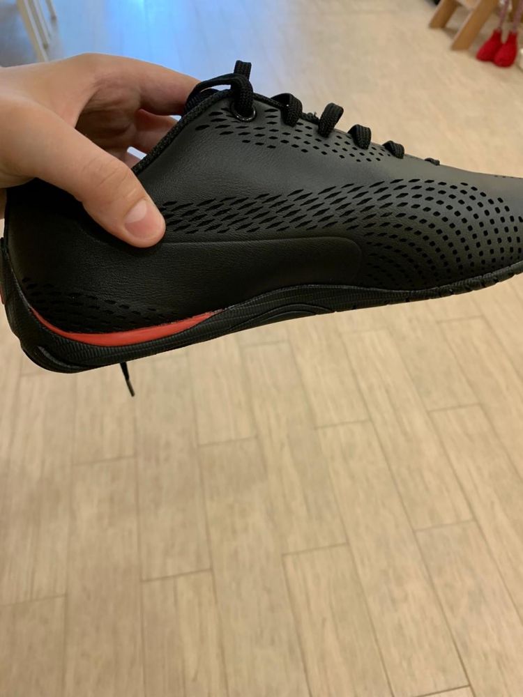 Кросівки Puma Ferrari 38,5