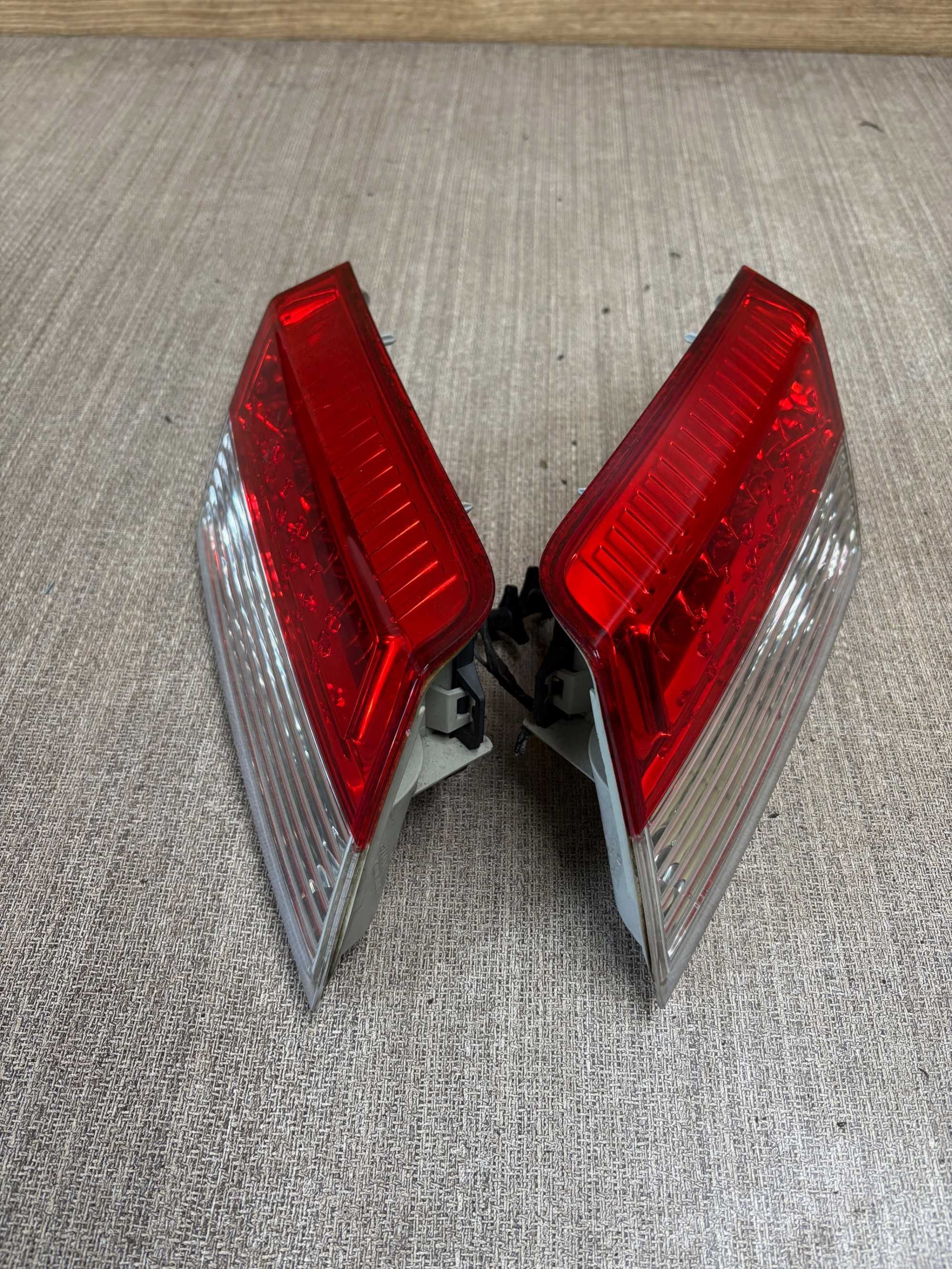 lampy tylne w klapę renault laguna III
