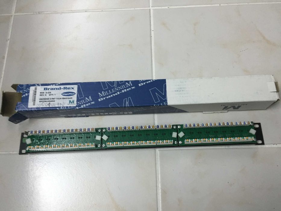 Patch Panel UTP, 24 Portas, da Brand-Rex p/Bastidor Informático64283894256001121