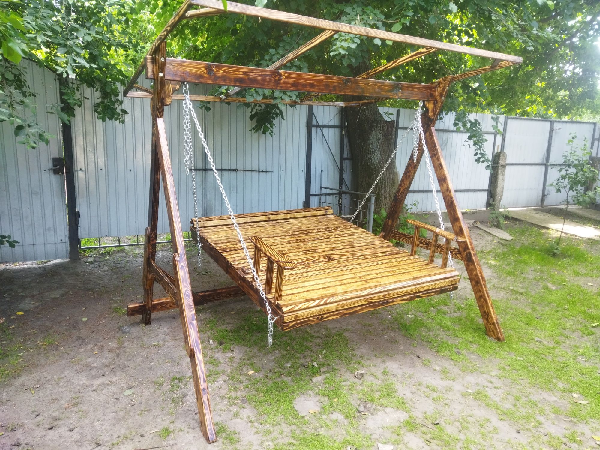 Кресло с регулировкой угла наклона.