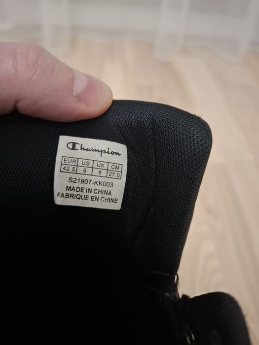 Снікерси Champion 42 розмір