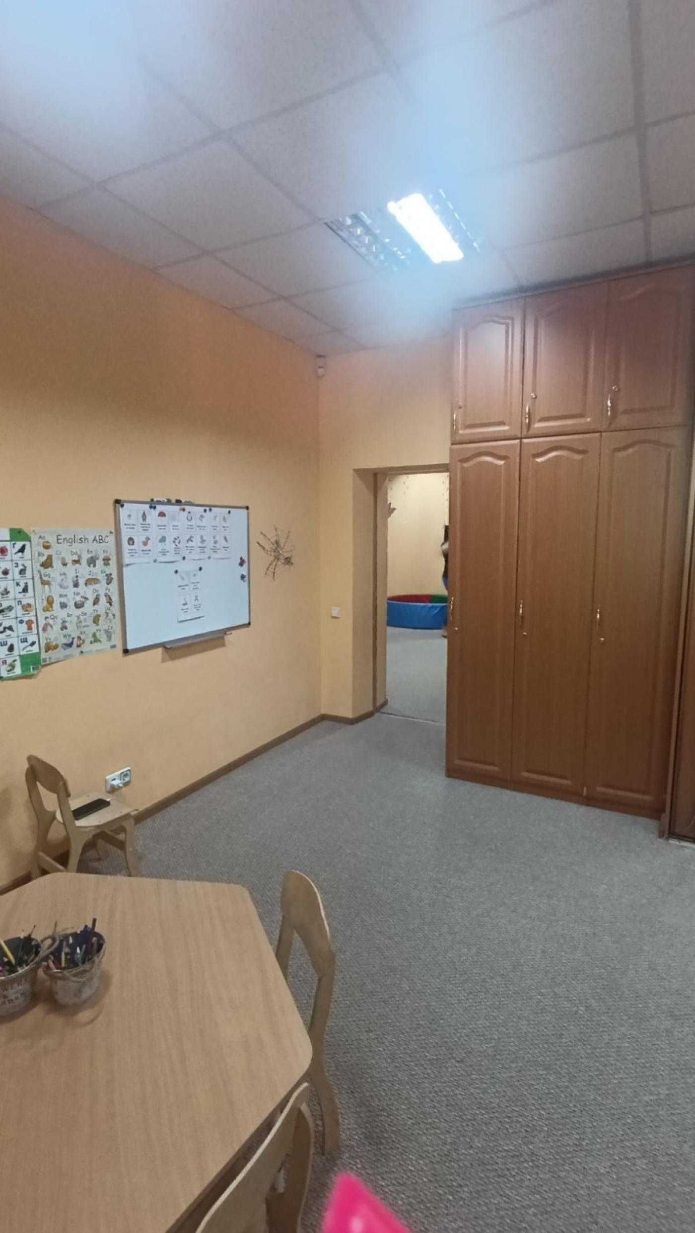 Оренда офісного приміщення,  Центр біля "Лялькового театру"