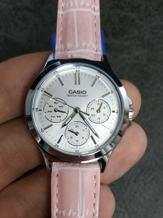 Женские часы Casio LTP-V300L-4A Оригинал Гарантия Годинник Касио