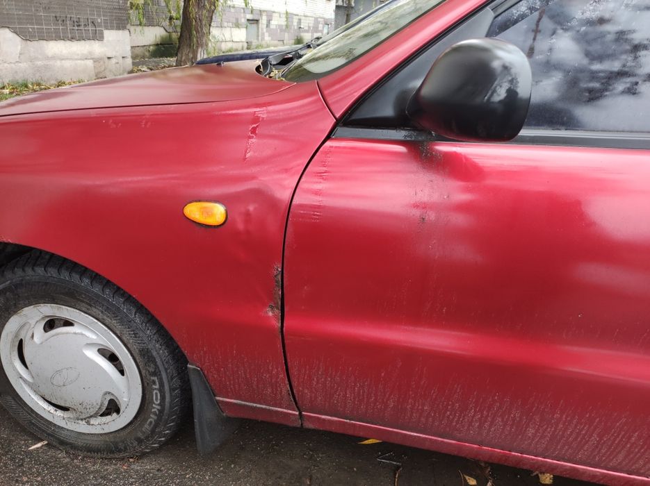 DAEWOO Ланос, червоний