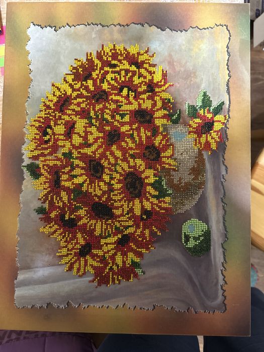 Картина з Соняшниками вишита бісером