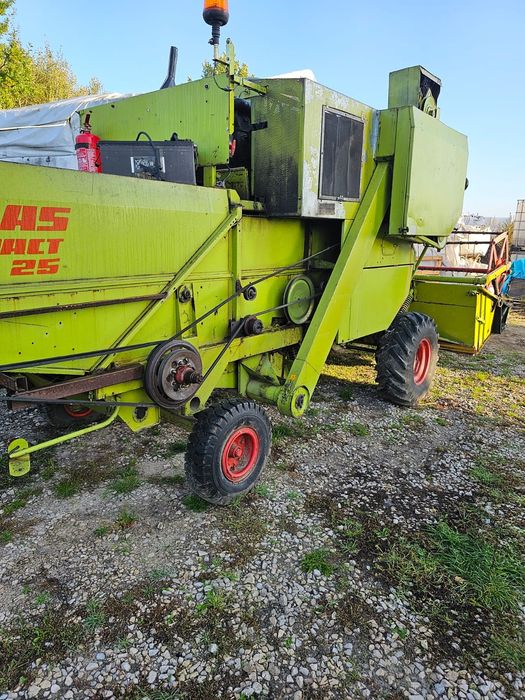 Kombajn. Claas compact 25 z sieczkarnią