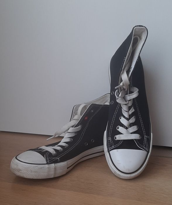 Oryginalne czarne wysokie trampki na białej podeszwie z BigStar