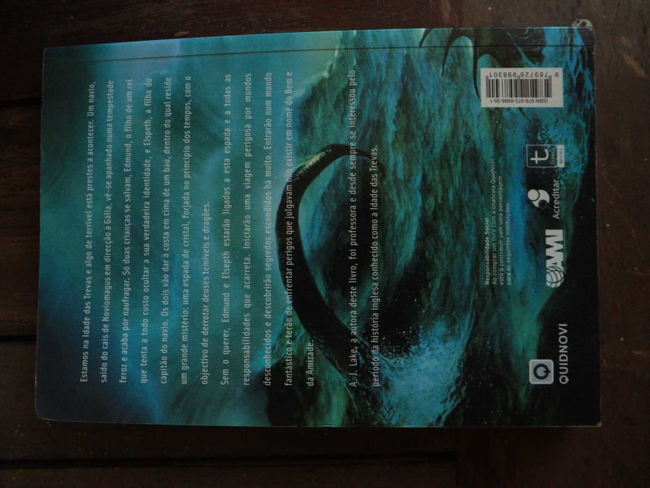 O Regresso dos Dragões, Começa a Idade das Trevas A. J. Lake