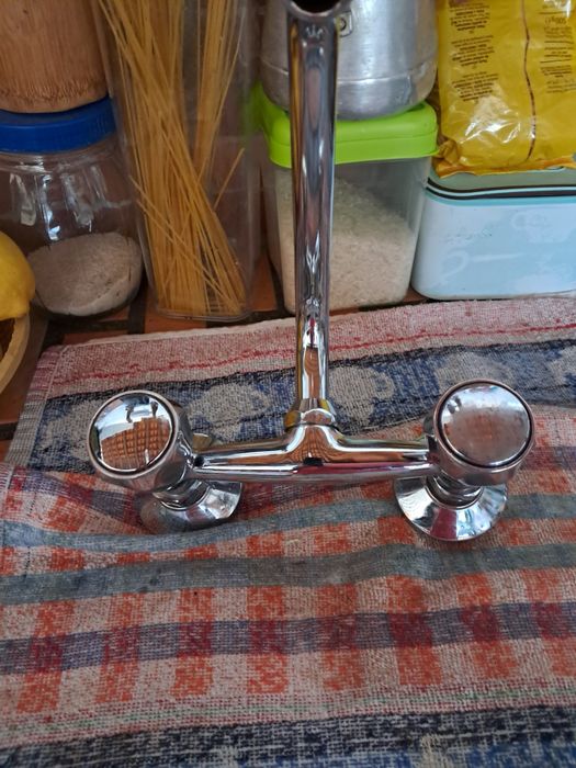 Torneira de cozinha.