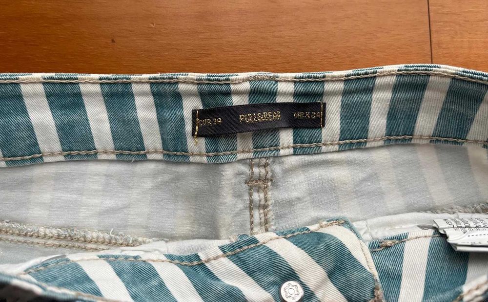Calções da Pull&Bear - Senhora - Tamanho 34