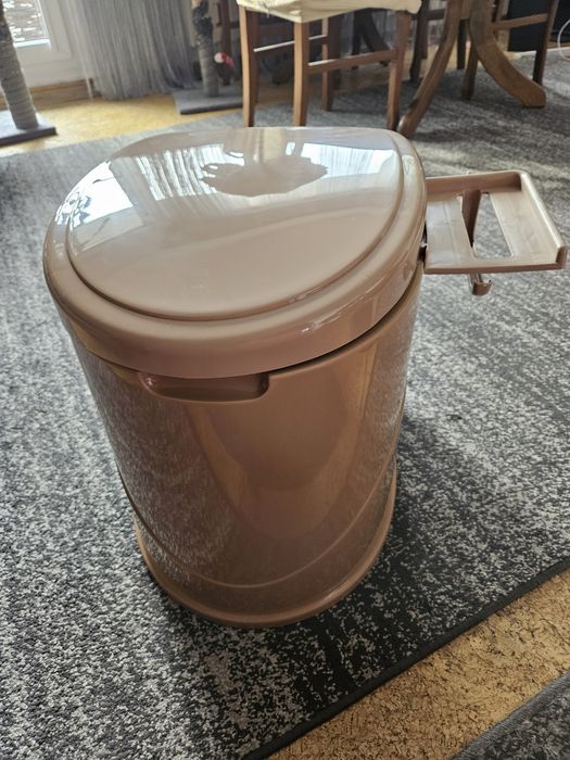 Toaleta turystyczna przenośna dla seniora