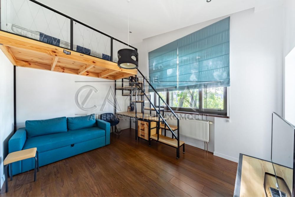 Київ, Святошинський район, вул. Патріарха Володимира Романюка 300м2