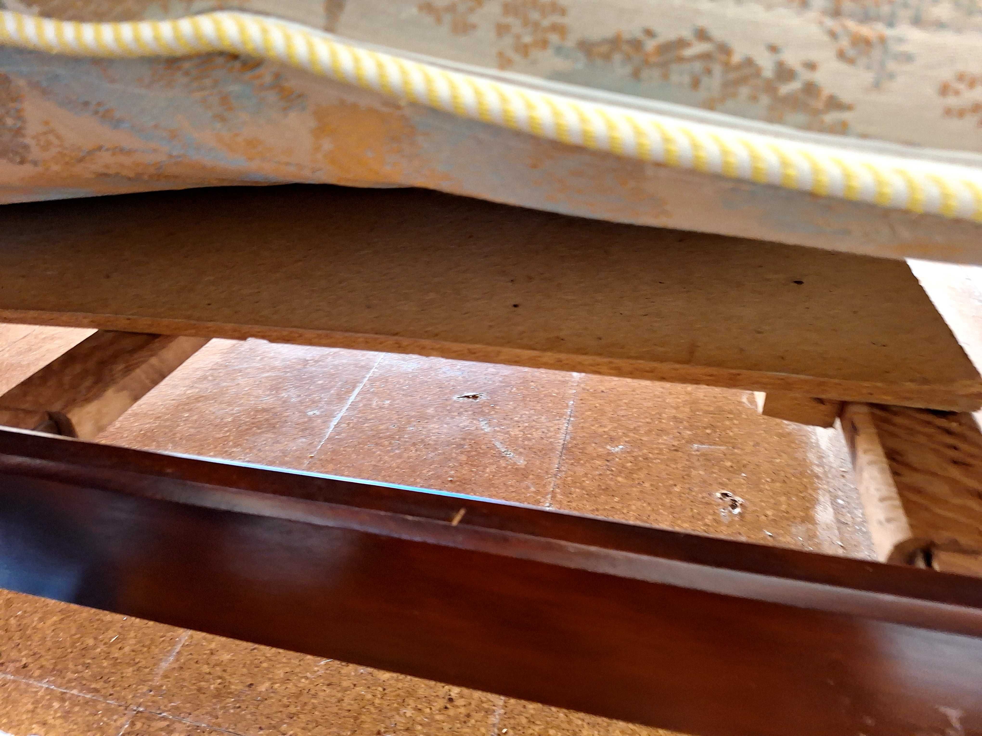 Cama de Casal Madeira Maçica Vintage em ótimo estado