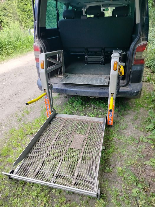 Winda samochodowa dla osób niepełnosprawnych