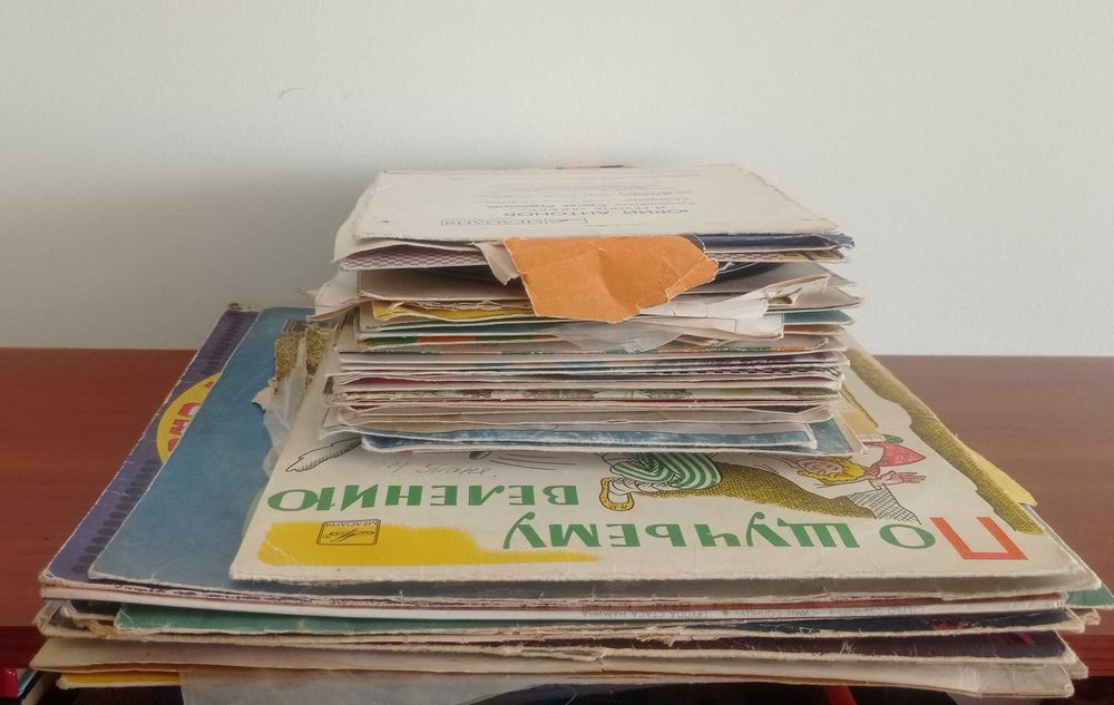 Пластинки вінілові великі і малі