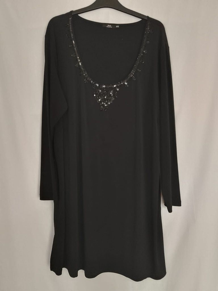 Sukienka czarna size plus 50/52