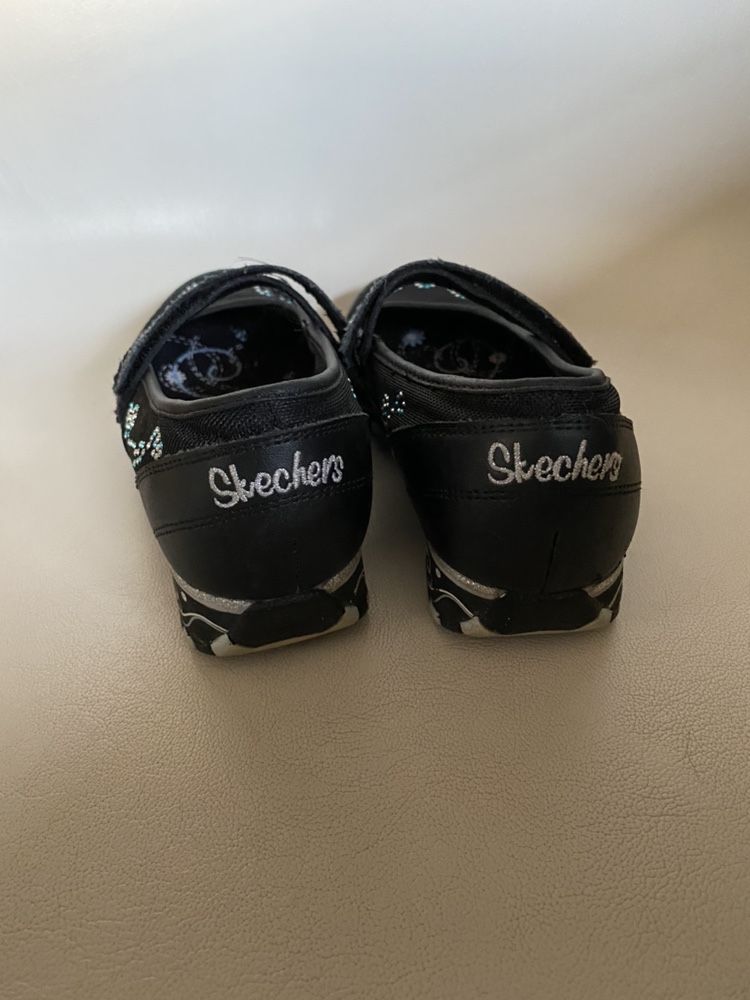 Skechers pantofelki na koturnie obcas 19 -19,5 cm Wwa stan bdb