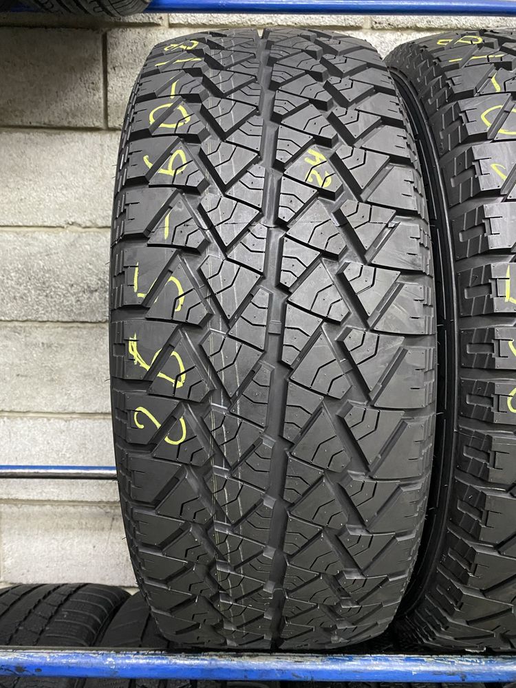 Грязьові шини 265/60 R18 (110T) AUSTONE
