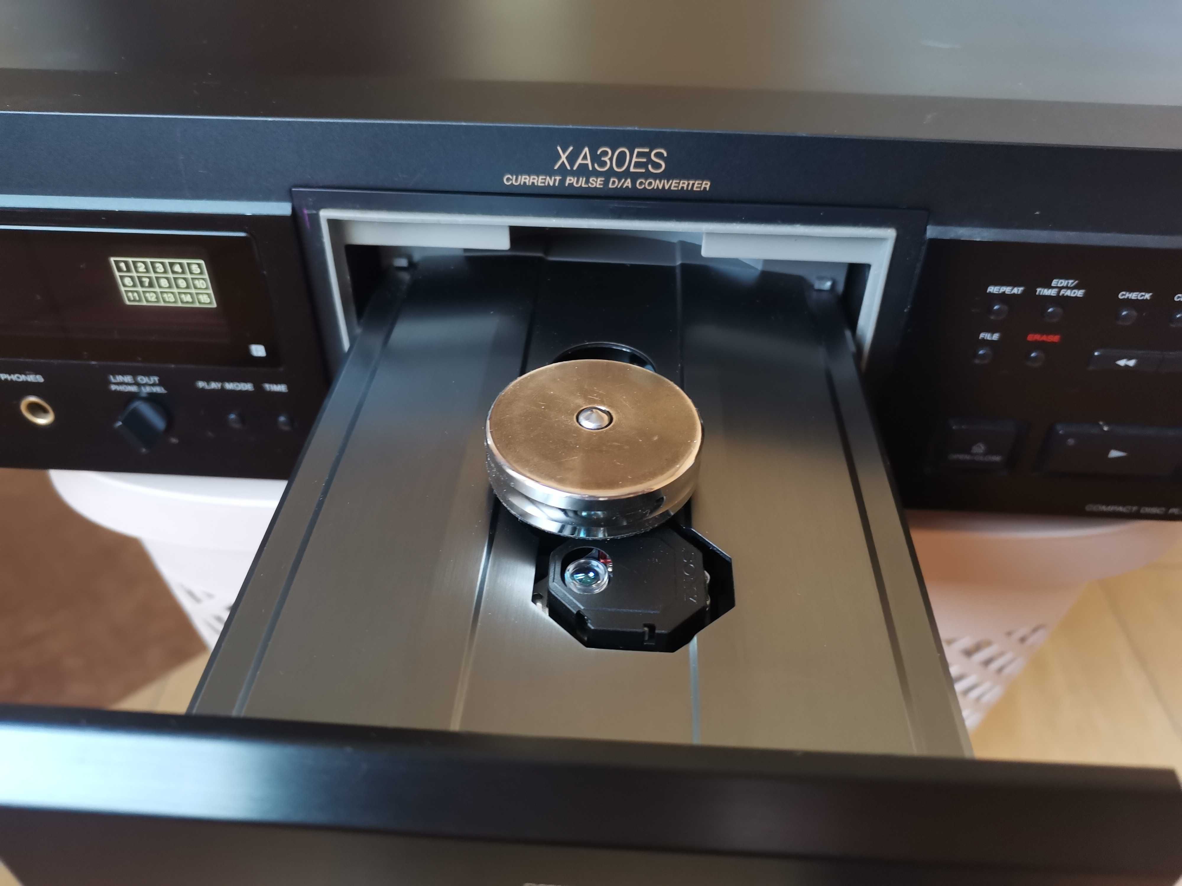 Odtwarzacz Sony CDP XA30ES